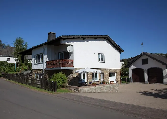 Halenfeld Family Farm